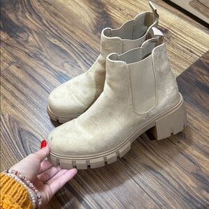 Tan SODA Boots